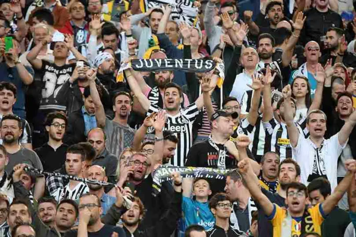 tifosi-juve-complotto-juventini-esposto-bilancio-rosso